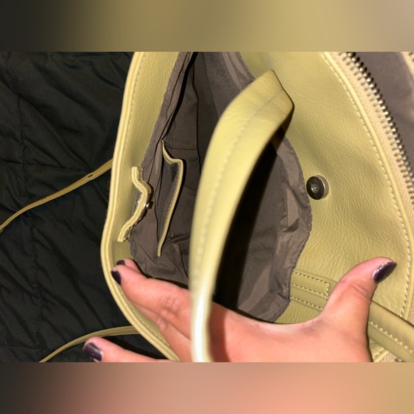 Matt and Nat Dwell Handbag, colour: Grass - Picture 7 of 7